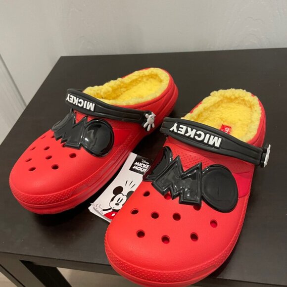 CROCS CLOG DISNEY MICKEY MOUSE SZ 5J RED YELLOW FUZZY LINED KAWAII ICONIC MICKEY - Picture 16 of 16